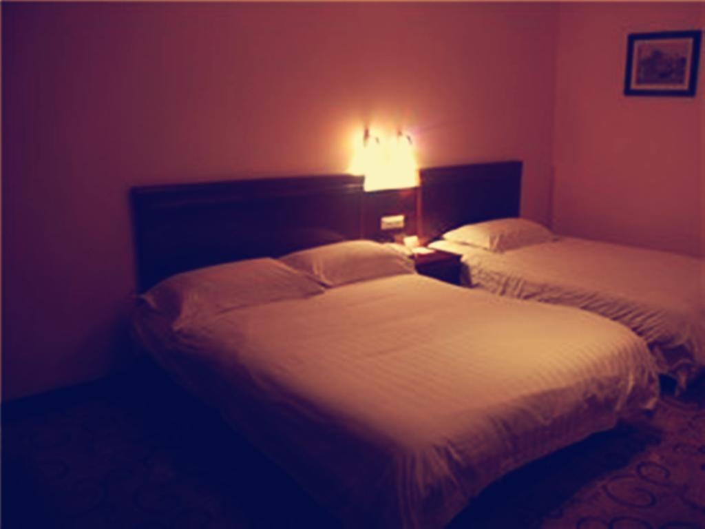 Hotel Jingyuan 3*